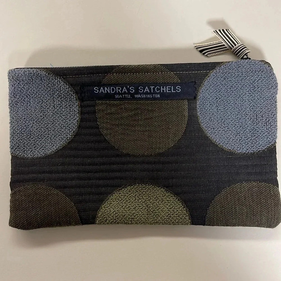 Sandra’s Satchels makeup bag - Picture 1 of 5